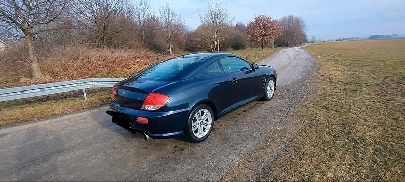 Blau Gebraucht 2006 Hyundai Coupé Coupé | 2.000 € - Bild 1/4