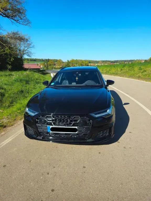 Gebraucht Audi A6 S-Line 299 PS (219 kW) 2024 Schwarz Kombi