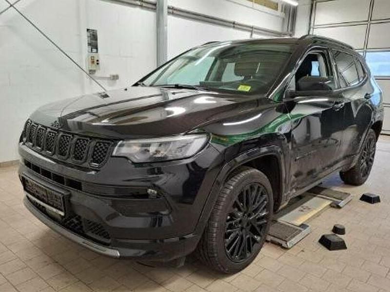 Gebraucht Jeep Compass 131 PS (96 kW) 2023 Schwarz SUV