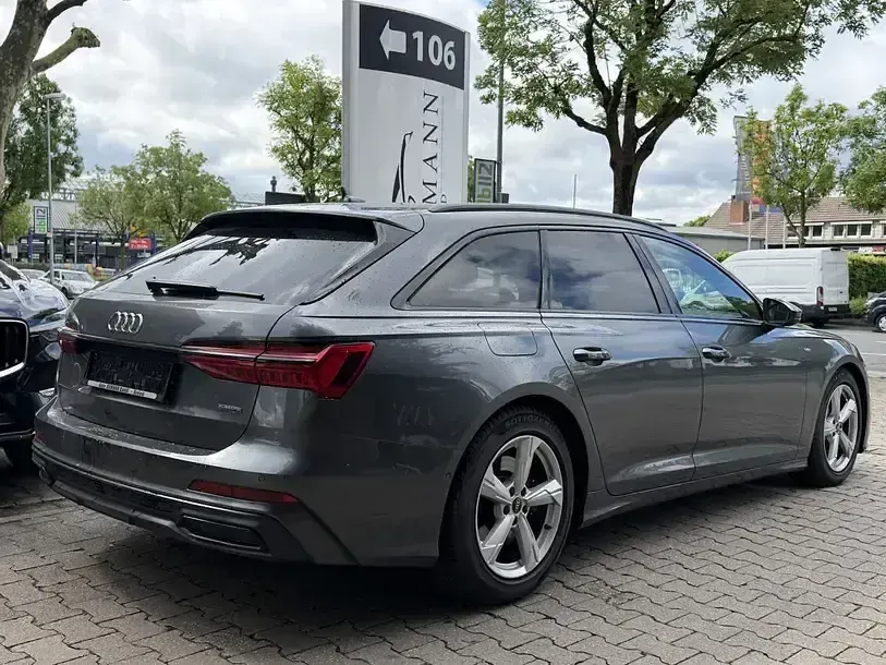 Gebraucht Audi A6 S-Line 265 PS (194 kW) 2023 Grau Kombi