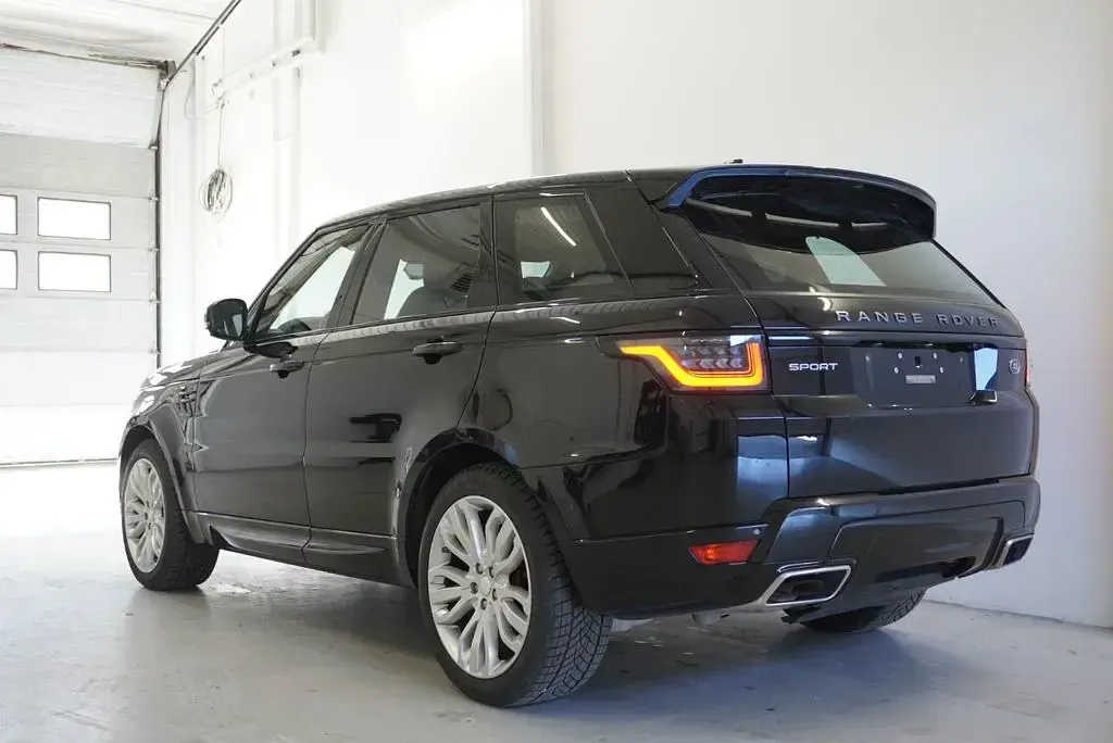 Gebraucht Land Rover Range Rover Sport 400 PS (294 kW) 2021 Schwarz SUV