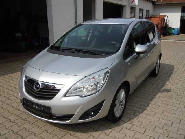 Gebraucht Opel Meriva 120 PS (88 kW) 2012 Silber metallic Van / Kleinbus