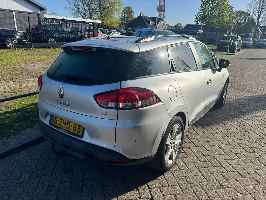 Gebraucht Renault Clio IV 90 PS (66 kW) 2015 Grau Kombi