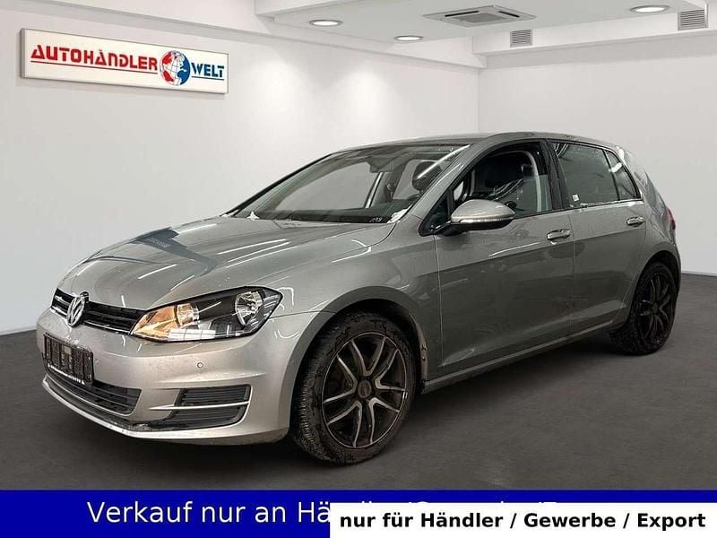 Silber Gebraucht 2016 VW Golf Limousine | 7.199 € (Superpreis) - Bild 1/3