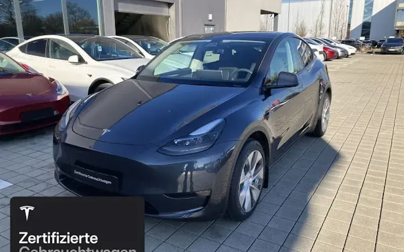 Gebraucht Tesla Model Y 273 kW (372 PS) 2023 Silber SUV