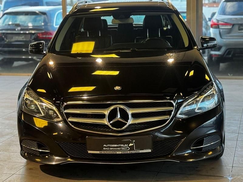 Gebraucht Mercedes E350 258 PS (189 kW) 2015 Schwarz Kombi