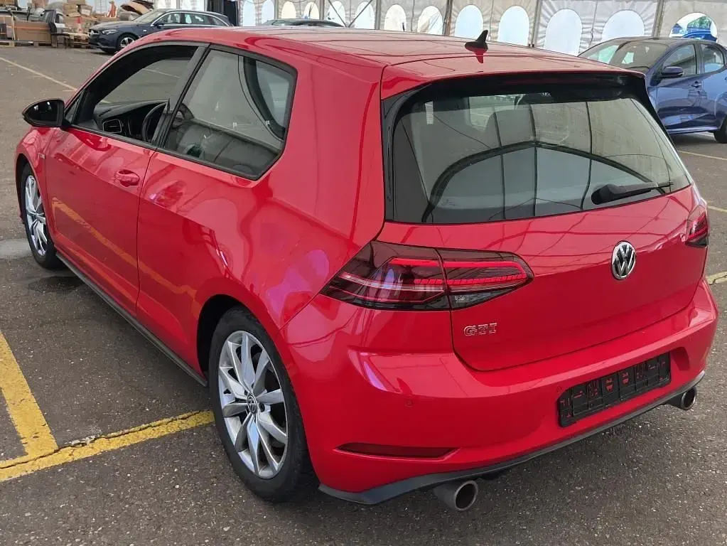 Gebraucht VW Golf VII GTI 245 PS (180 kW) 2019 Rot Limousine
