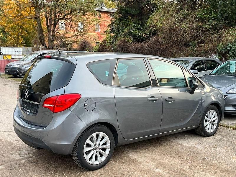 Gebraucht Opel Meriva Active 120 PS (88 kW) 2017 Grau Van / Kleinbus