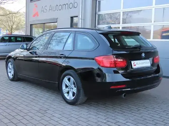 Gebraucht BMW 316 Sport Line 116 PS (85 kW) 2015 Schwarz Kombi