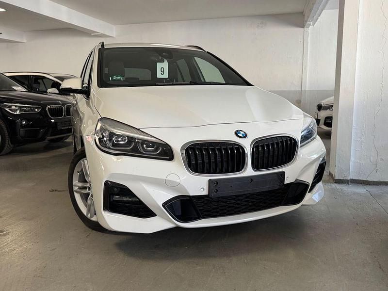 Gebraucht BMW 218 Gran Tourer M Sport 150 PS (110 kW) 2021 Weiß Van / Kleinbus