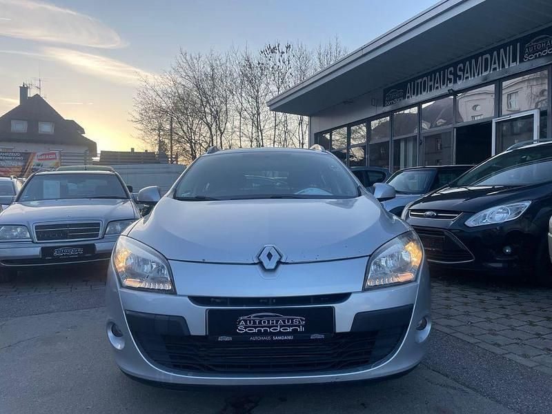 Gebraucht Renault Mégane III Expression 106 PS (77 kW) 2010 Grau Limousine