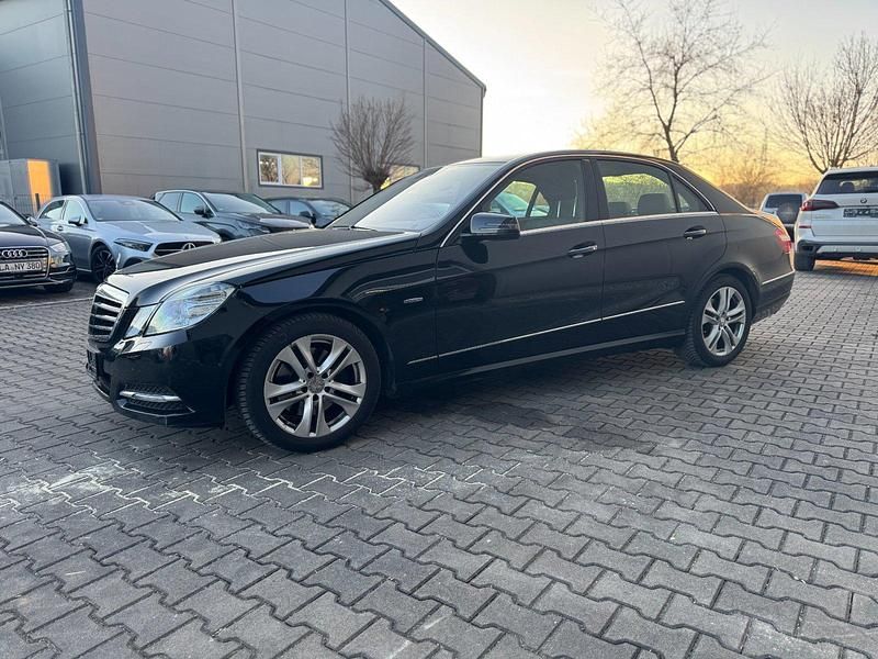 Gebraucht Mercedes E350 306 PS (225 kW) 2011 Schwarz Limousine