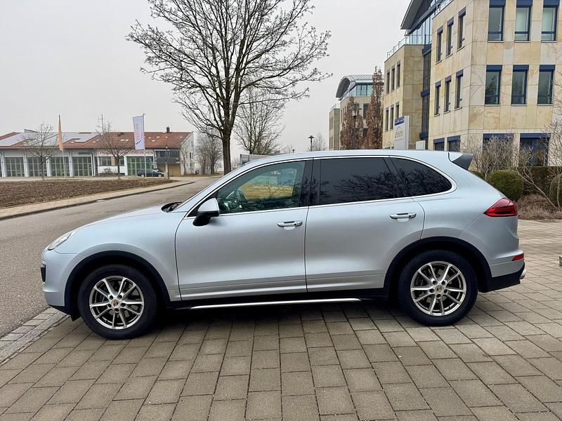 Gebraucht Porsche Cayenne 262 PS (192 kW) 2015 Silber SUV