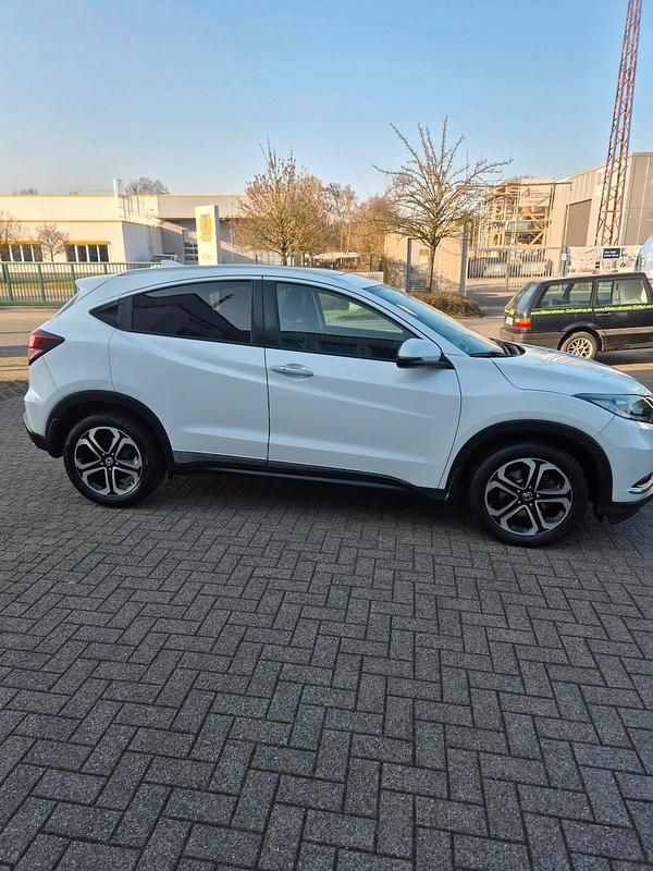 Gebraucht Honda HR-V 131 PS (96 kW) 2015 Weiß SUV