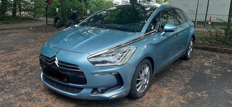 Grau Gebraucht 2013 Citroën DS5 So Chic Kleinwagen | 8.500 € (Fairer Preis) - Bild 1/4