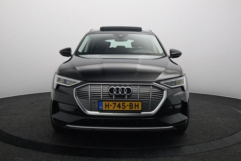 Gebraucht Audi e-tron 230 kW (313 PS) 2019 Schwarz SUV