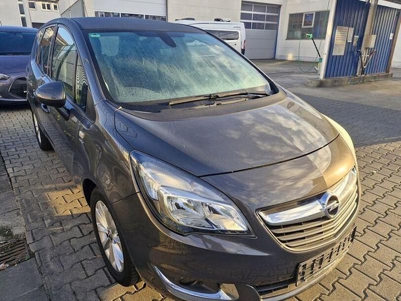 Silbergrau Gebraucht 2017 Opel Meriva drive Van / Kleinbus | 9.990 € (Etwas zu teuer) - Bild 1/4