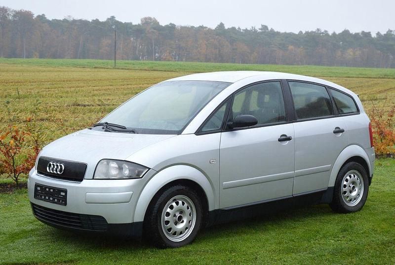 Silber Gebraucht 2001 Audi A2 Kleinwagen | 3.200 € (Superpreis) - Bild 1/4