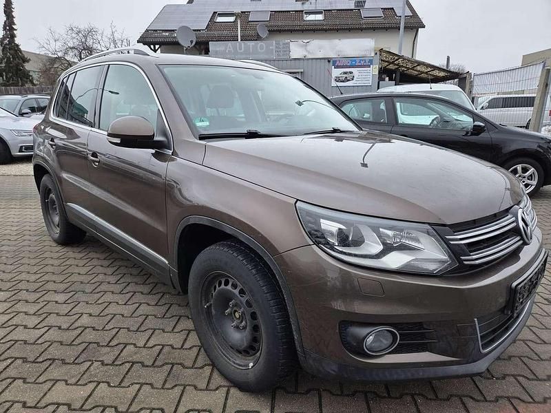 Bronze Gebraucht 2012 VW Tiguan Sportline SUV | 6.900 € (Guter Preis) - Bild 1/4