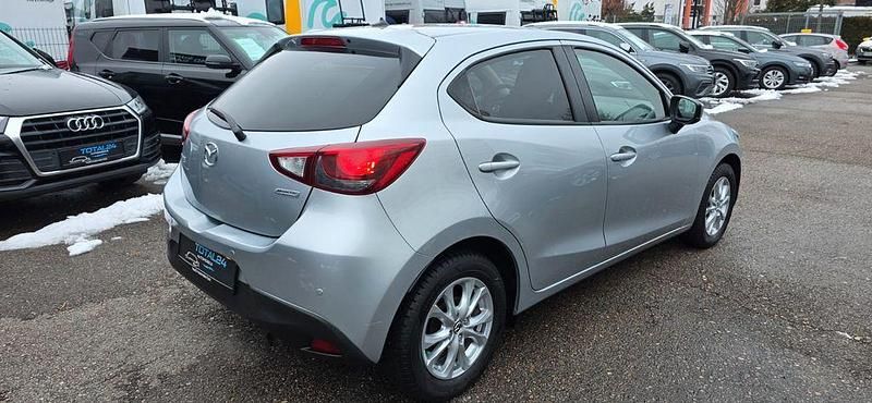 Gebraucht Mazda 2 Exclusive-Line 90 PS (66 kW) 2018 Silber Limousine