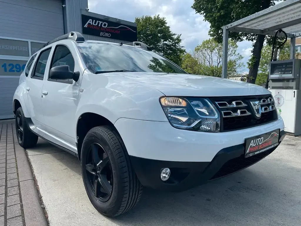 Gebraucht Dacia Duster Lauréate 125 PS (91 kW) 2016 Weiß SUV