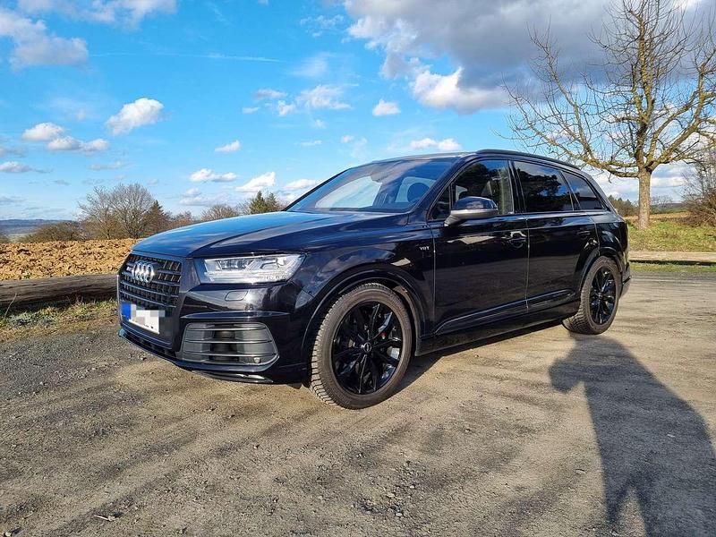 Gebraucht Audi SQ7 Ambiente 435 PS (319 kW) 2018 Schwarz SUV