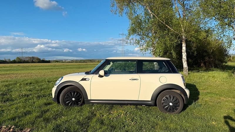 Second-hand Mini ONE 75 CP (55 kW) 2011 Galben Hatchback