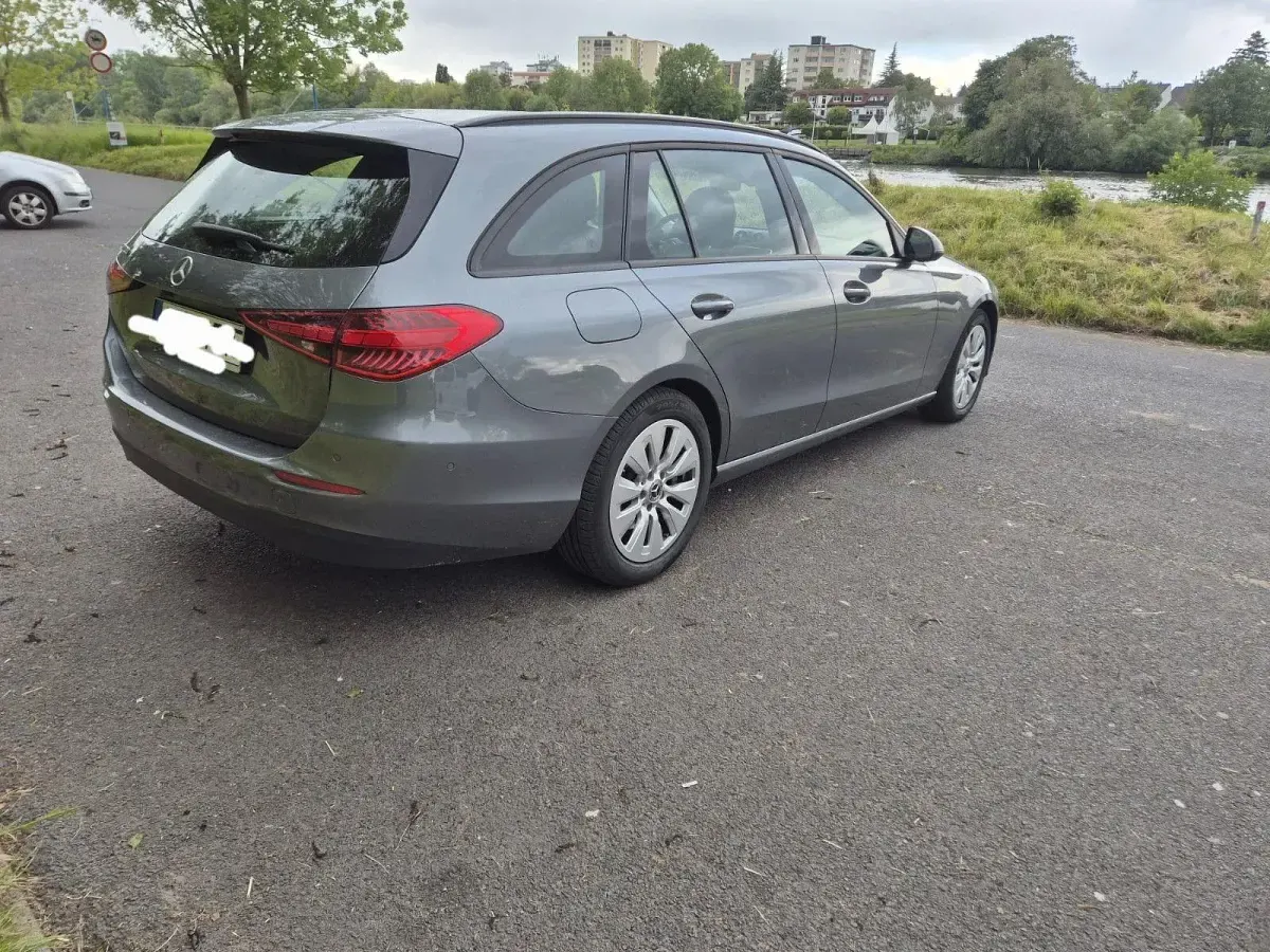 Gebraucht Mercedes C220 200 PS (147 kW) 2022 Grau Kombi