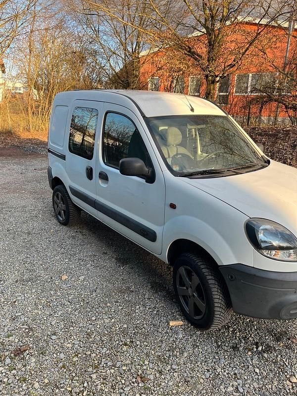 Second-hand Renault Kangoo 84 CP (61 kW) 2005 Alb Monovolum