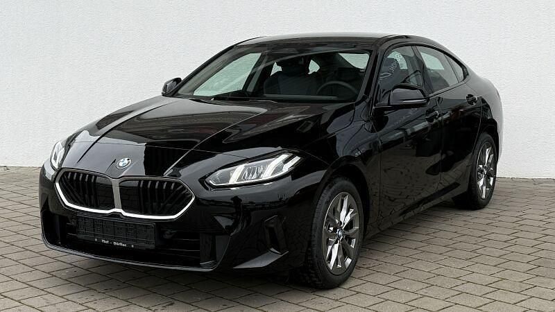 Neu BMW 220 Sport Line 156 PS (114 kW) 2025 Schwarz Coupé