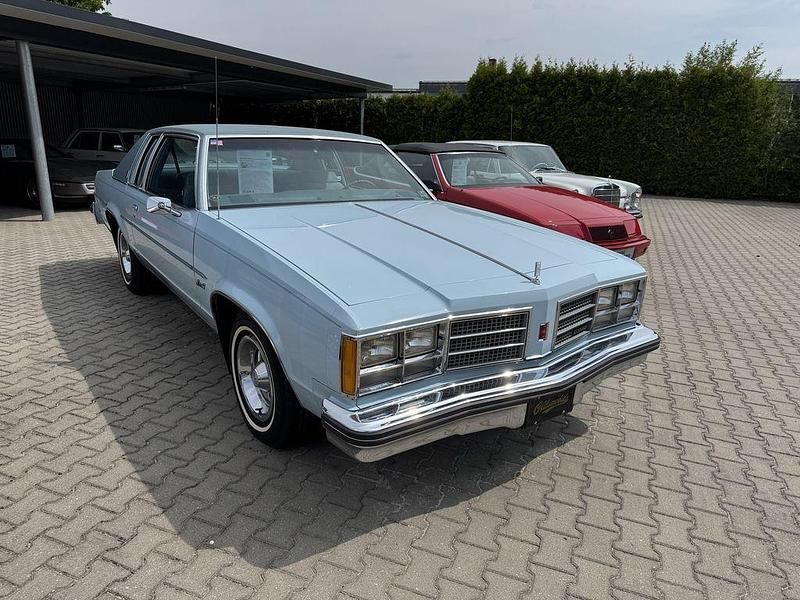 Gebraucht Oldsmobile Delta 88 173 PS (127 kW) 1979 Blau Coupé
