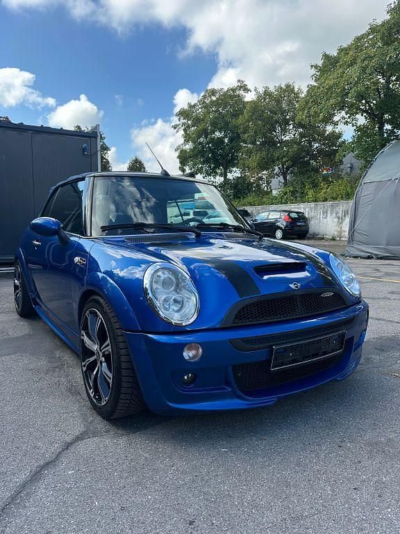 Blau Gebraucht 2004 Mini John Cooper Works Cabriolet Cabrio | 8.990 € (Teuer) - Bild 1/4
