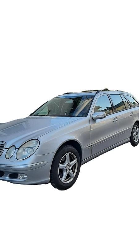 Gebraucht Mercedes E240 177 PS (130 kW) 2004 Silber Kombi