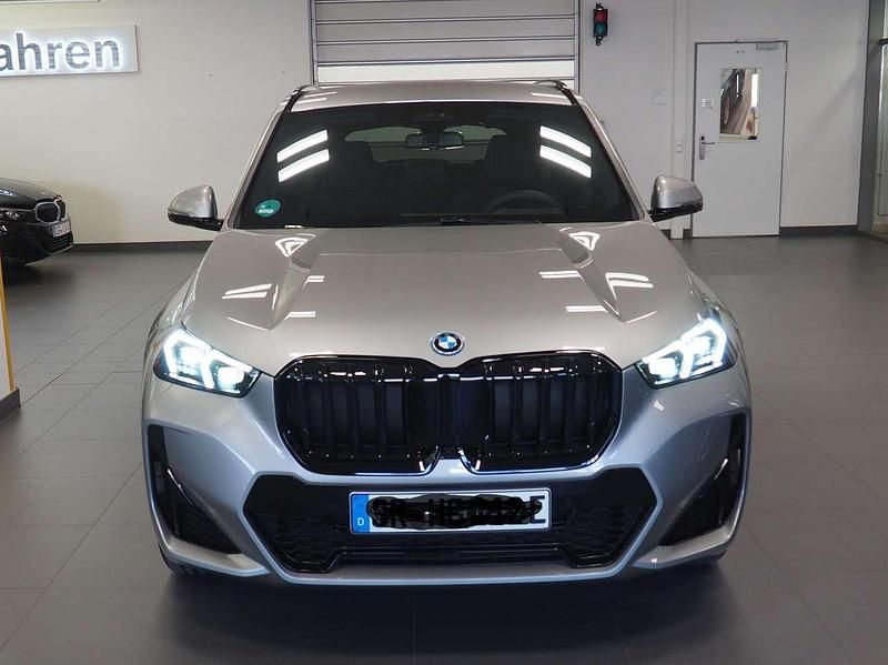 Silber Gebraucht 2025 BMW X1 M Sport SUV | 53.500 € - Bild 1/4