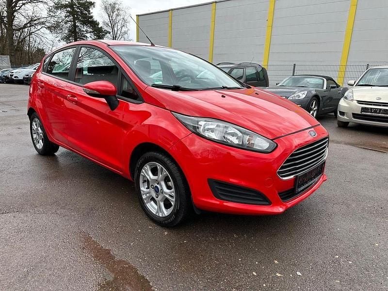 Gebraucht Ford Fiesta SYNC Edition 65 PS (47 kW) 2014 Rot Kleinwagen