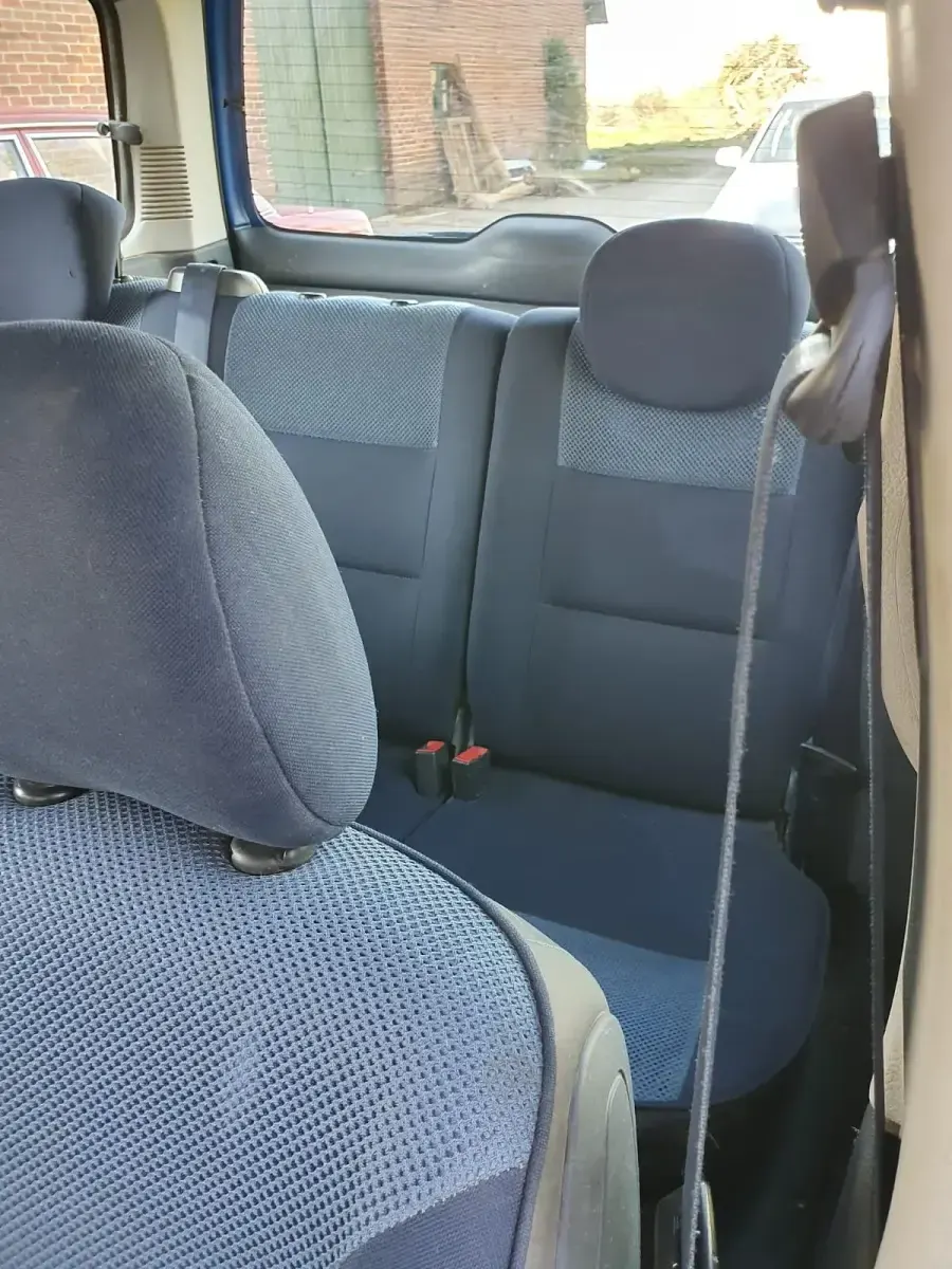 Gebraucht Citroën e-Berlingo 90 PS (66 kW) 2005 Blau Limousine