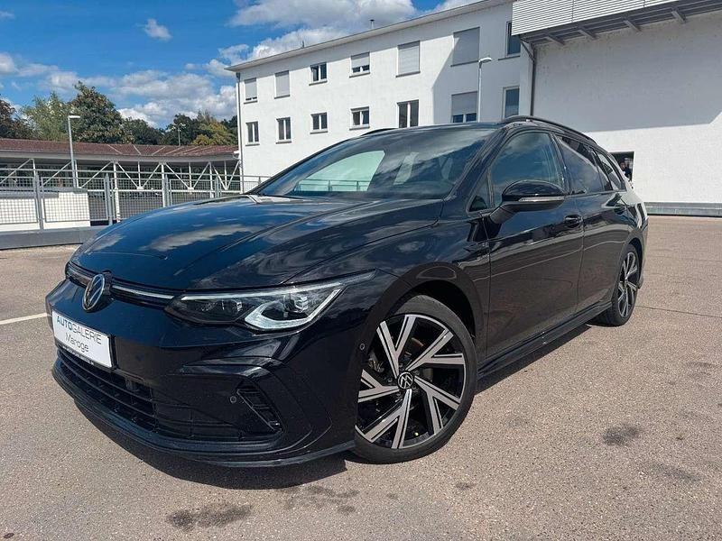 Deep black Gebraucht 2022 VW Golf VIII R-line Kombi | 27.879 € (Fairer Preis) - Bild 1/4