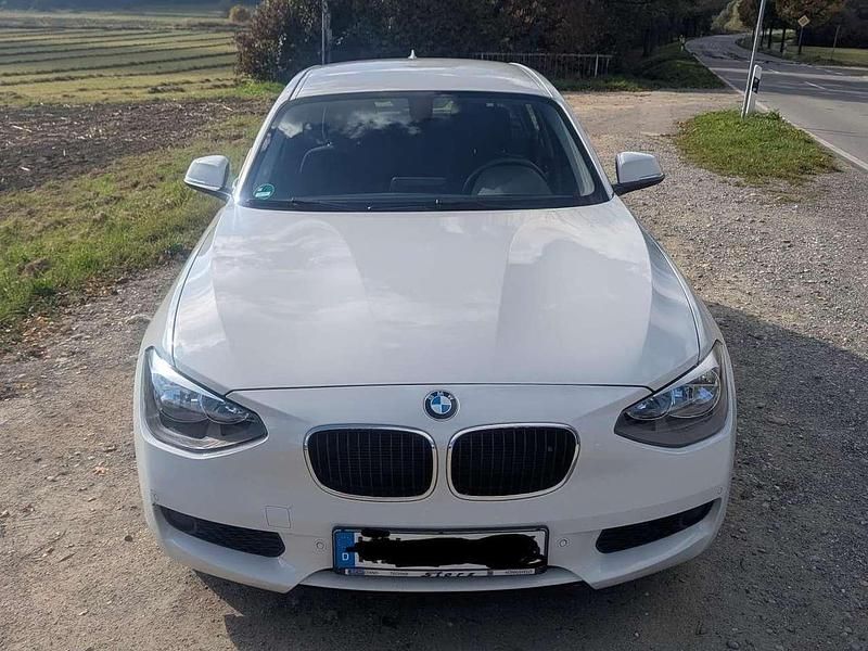 Gebraucht BMW 116 136 PS (100 kW) 2012 Weiß Kleinwagen