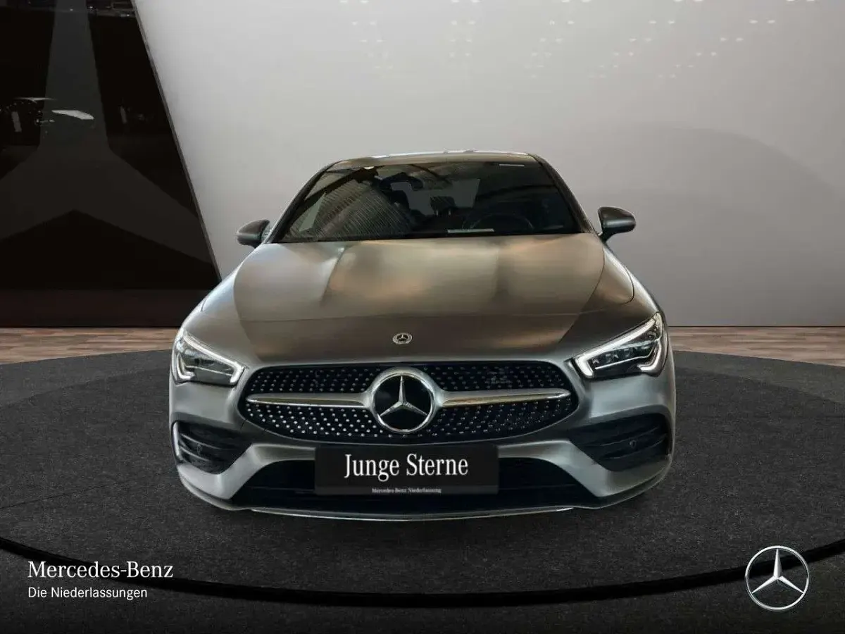 Gebraucht Mercedes CLA250e AMG 160 PS (117 kW) 2023 Grau Limousine
