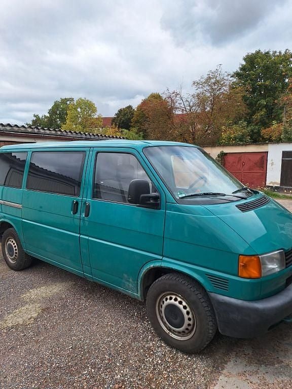Gebraucht VW T4 84 PS (61 kW) 1999 Grün Van