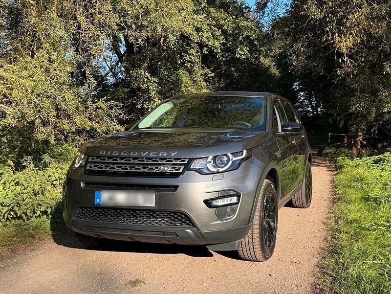 Grau Gebraucht 2016 Land Rover Discovery Sport Pure SUV | 15.500 € (Guter Preis) - Bild 1/4