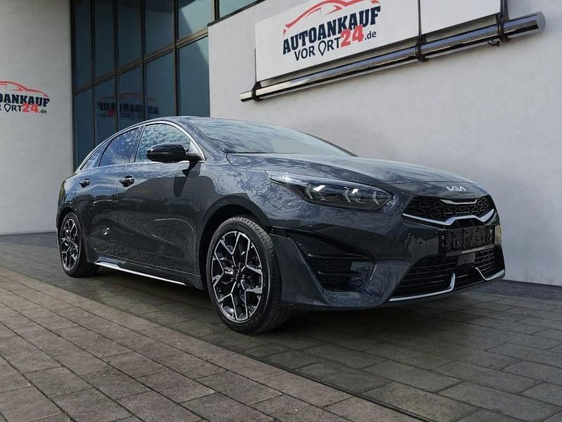 Gebraucht Kia ProCeed GT-Line 160 PS (117 kW) 2022 H8g pentametal Kleinwagen