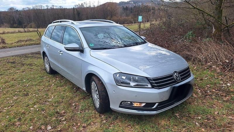 Gebraucht VW Passat Highline 177 PS (130 kW) 2011 Silber Kombi