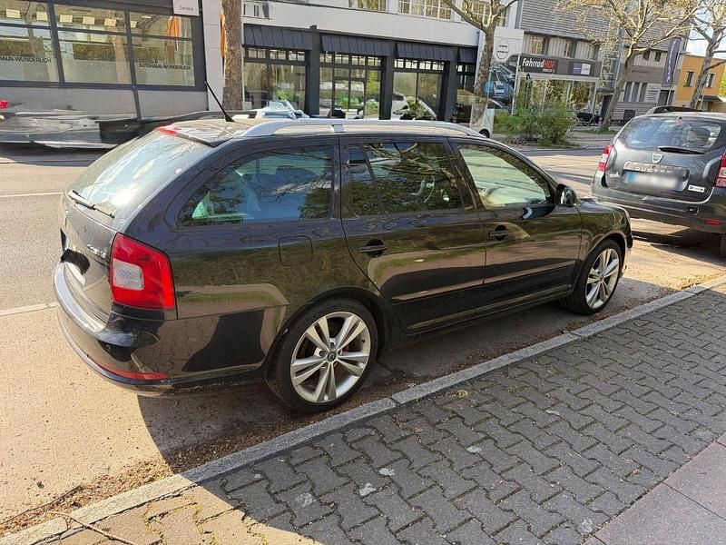 Second-hand Skoda Octavia RS 200 CP (147 kW) 2011 Negru Break