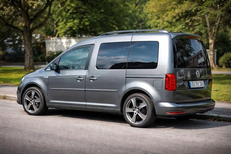 Gebraucht VW Caddy Comfortline 125 PS (91 kW) 2018 Van / Kleinbus