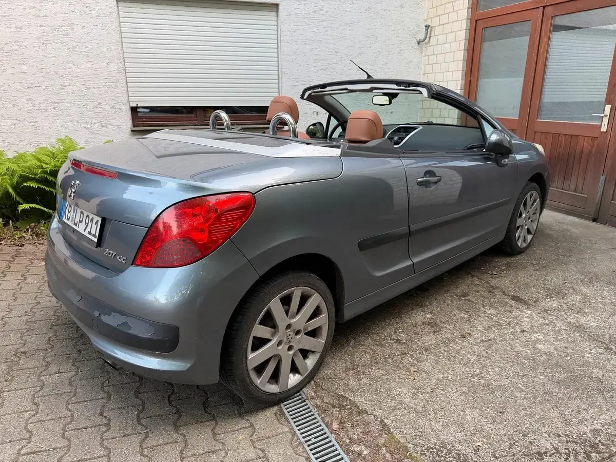 Gebraucht Peugeot 207 CC 2009 Grau Cabrio