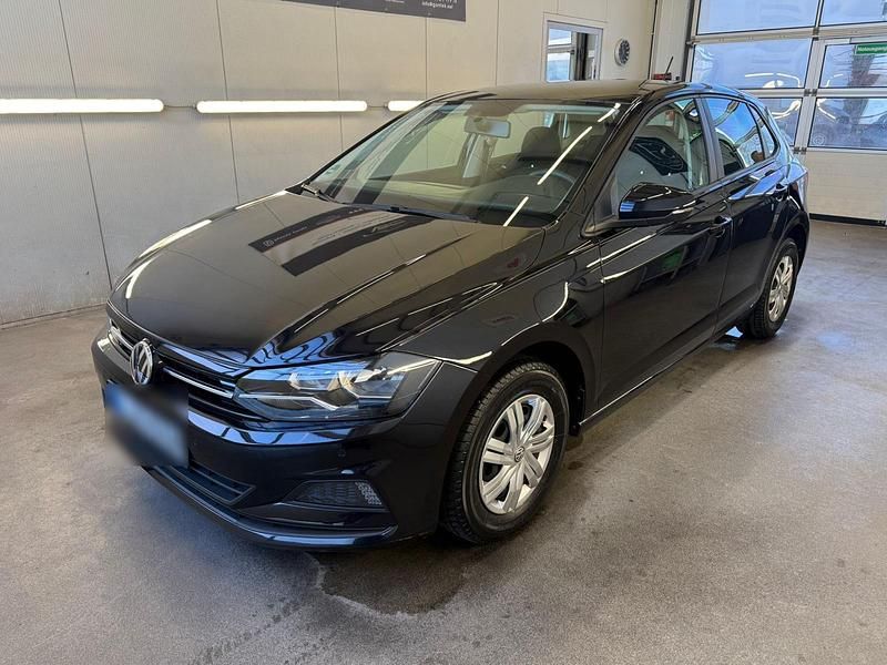 Gebraucht VW Polo 80 PS (58 kW) 2019 Schwarz Kleinwagen