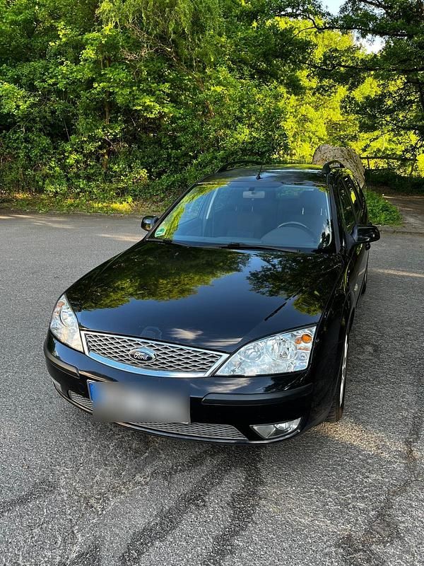 Schwarz Gebraucht 2005 Ford Mondeo Kombi | 700 € (Superpreis) - Bild 1/4