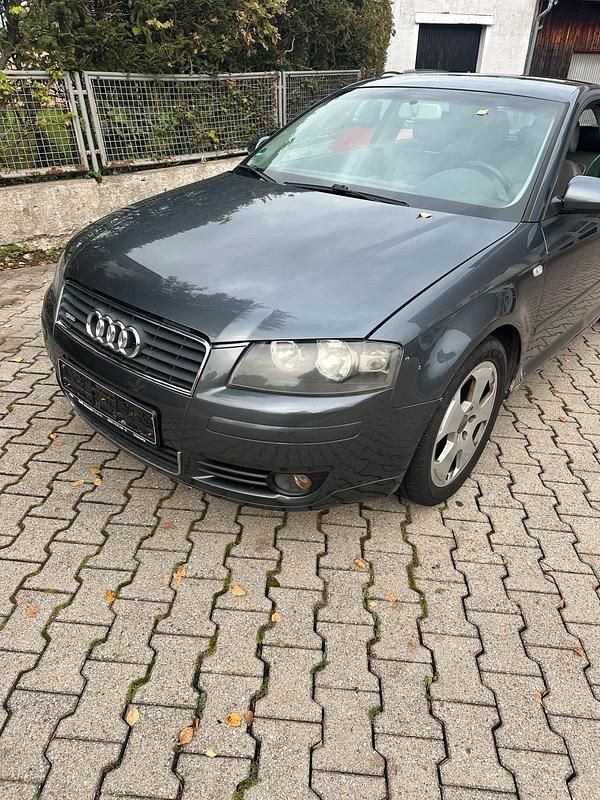 Grau Gebraucht 2004 Audi A3 Coupé | 1.790 € (Fairer Preis) - Bild 1/4