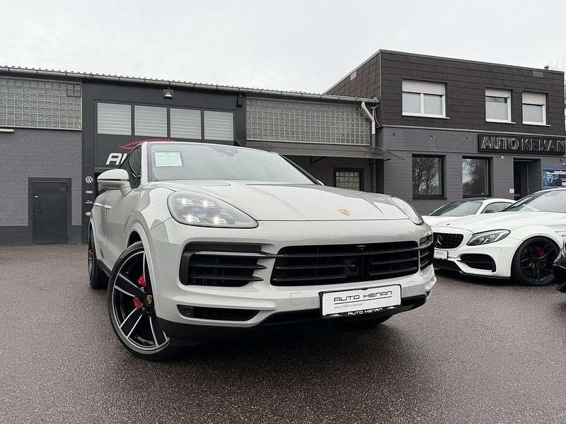 Gebraucht Porsche Cayenne Coupe Chrono 340 PS (250 kW) 2021 Kreide (metallic) Coupé